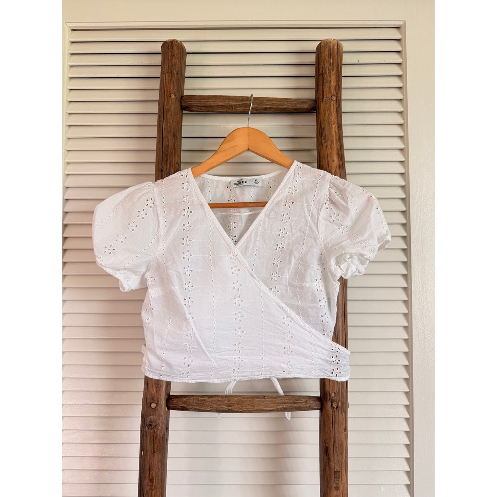 Hollister Eyelet Wrap Crop Top Womens‎ Small White Puff Sleeve Tie Back